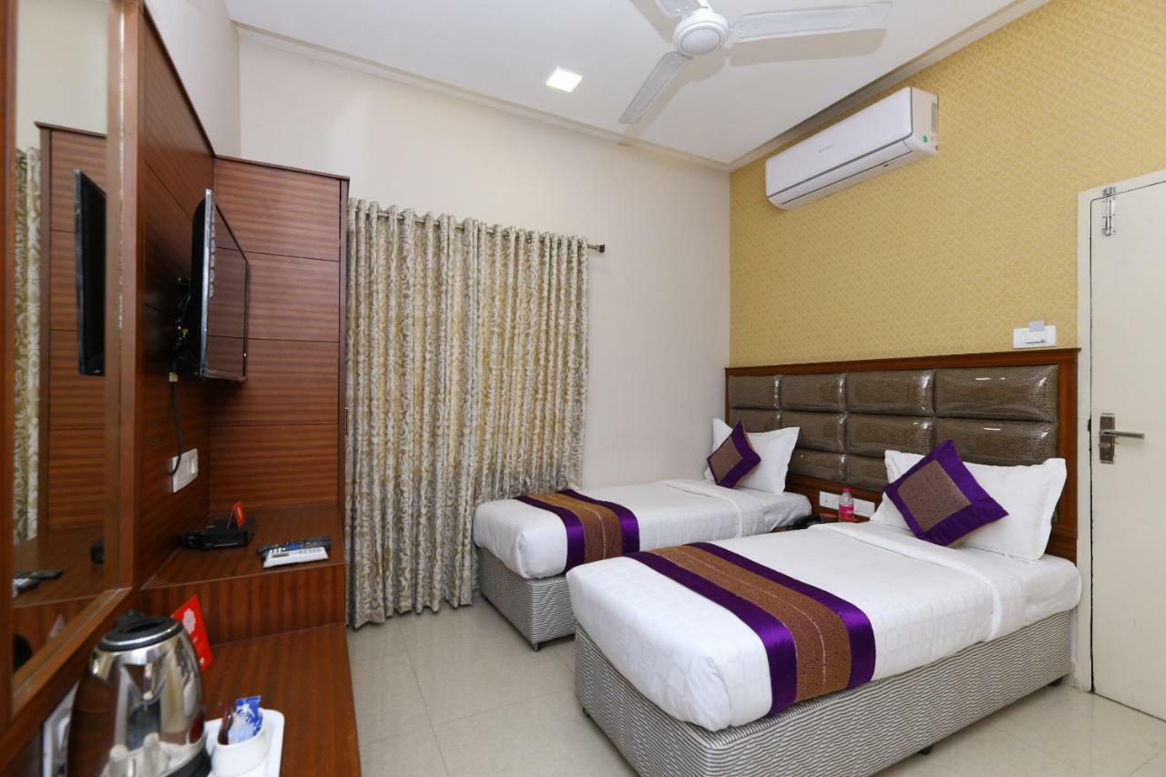 Oyo Flagship 486 Nungambakkam-Greams Road-Apollo Hospital Otel Chennai Dış mekan fotoğraf